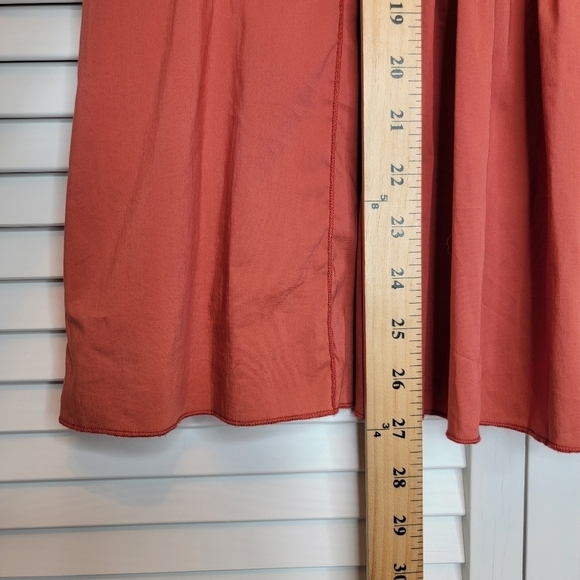 BCBGMAXAZRIA Pleated V Neck Top Sleeveless Woven Cotton Burnt Orange Exposed Zip - Picture 12 of 13
